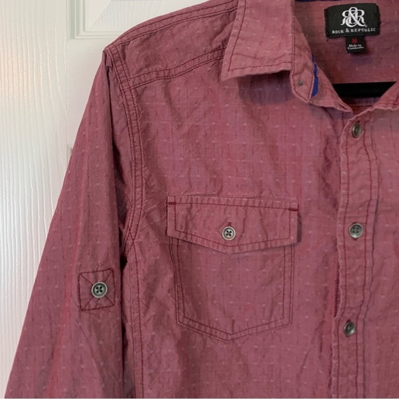 Rock & Republic Burgundy Textured Button Down Long Sleeve Shirt, size M - Picture 5 of 8